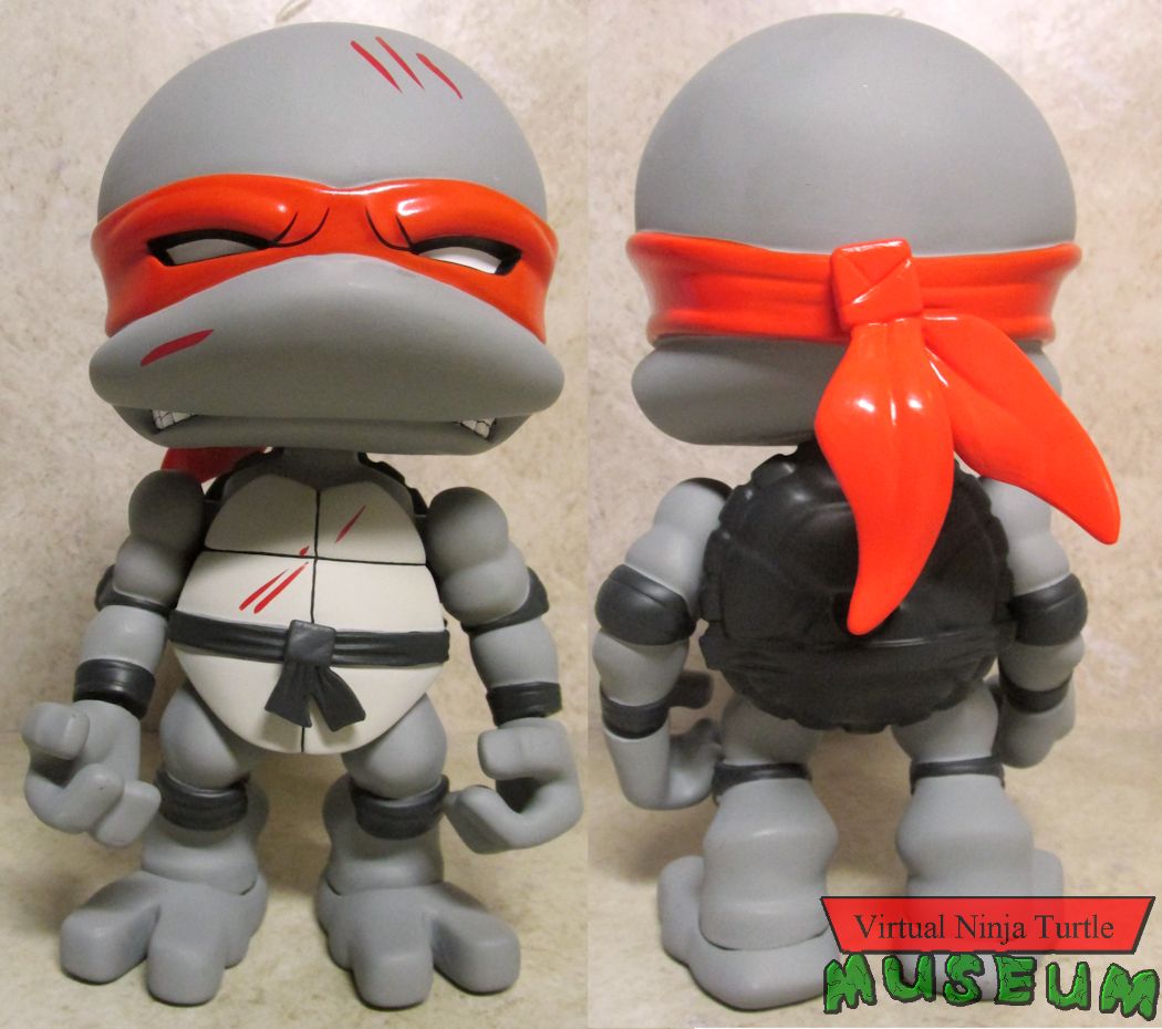 Battle Damaged Leonardo front and back